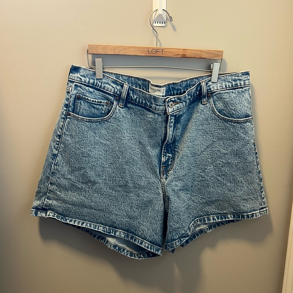Abercrombie & Fitch Denim Dad Short 35/20